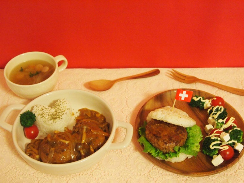「煮込みハンバーグ」 → 「ライスバーガーランチ」