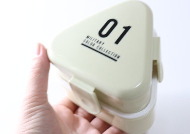 【ダイソー】おにぎり弁当箱2段大容量！100円でモリモリボリューム満点
