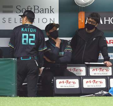 新庄監督 開幕連敗に「人生切り替えが大事。もう忘れた（笑）」ソフトバンク・近藤に脱帽「あそこで打つのはさすがですよ」