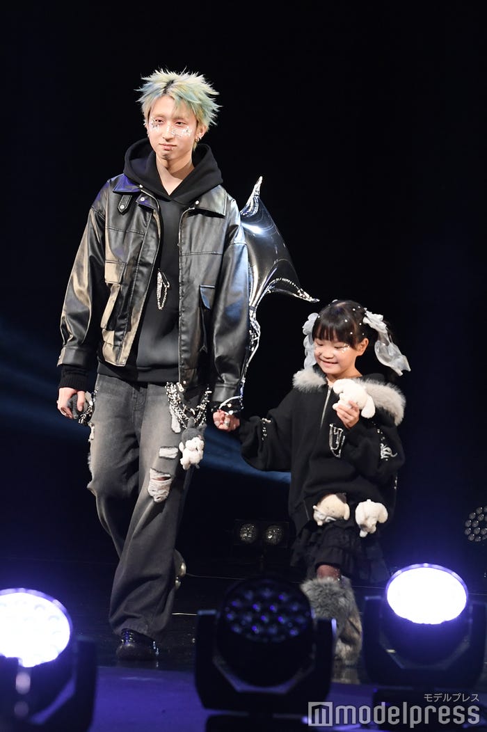 MON7A&村方乃々佳(C)モデルプレス