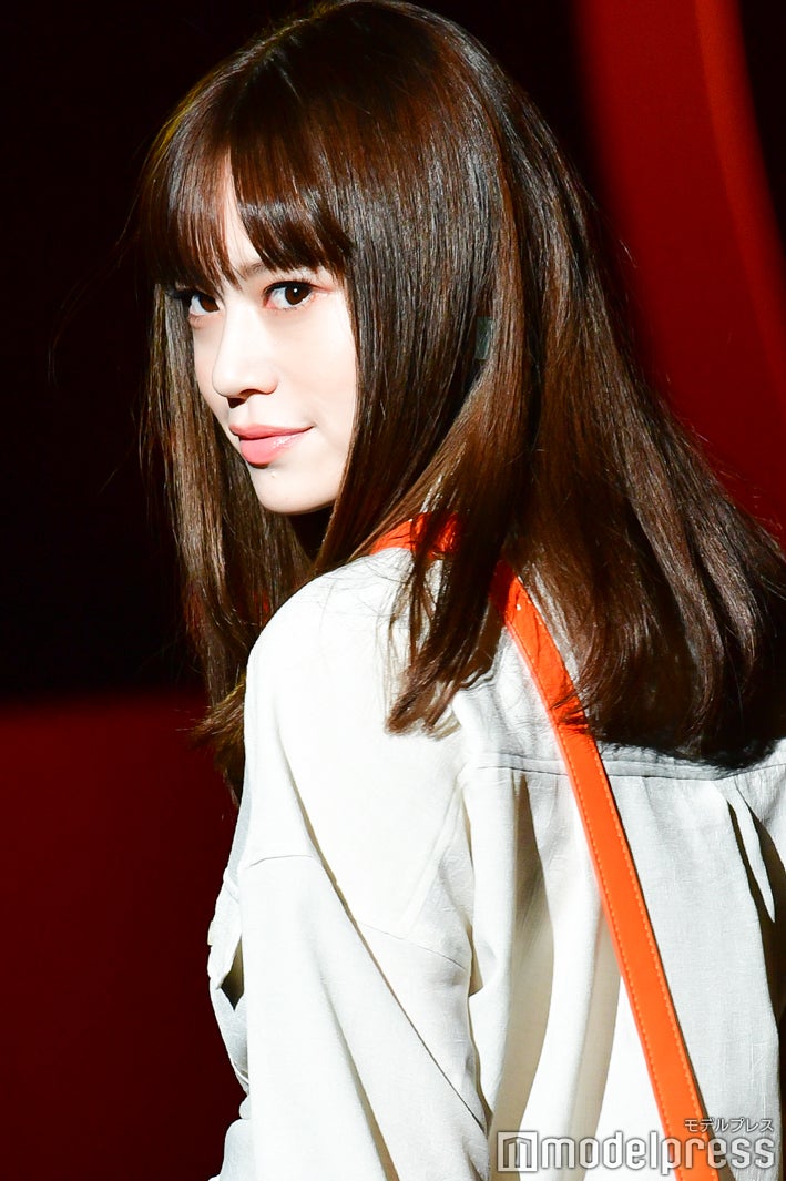 野崎智子（C）モデルプレス