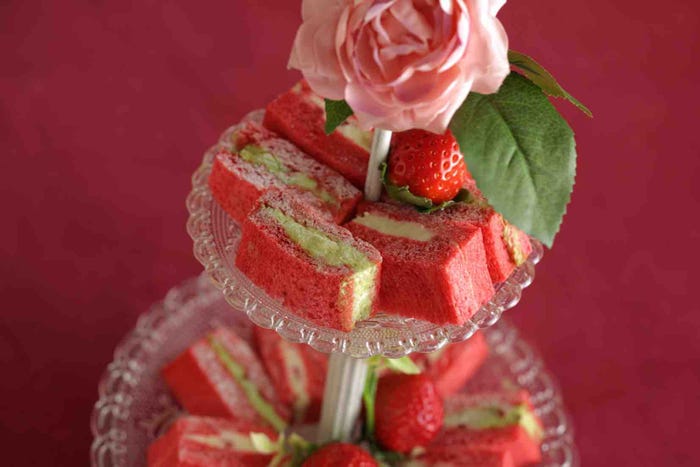 スイーツ&サンドウィッチビュッフェ~ホテルでいちご狩り/画像提供:ホテルニューオータニ大阪