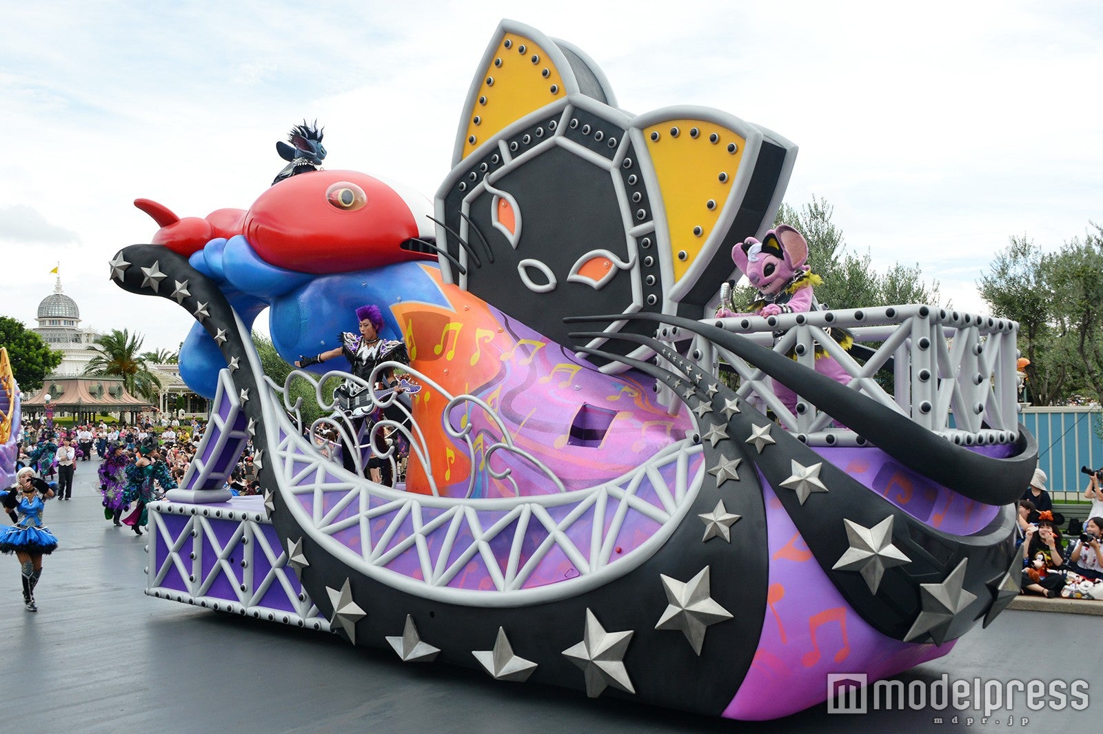 パレード「ハロウィーン・ポップンライブ」（C）モデルプレス