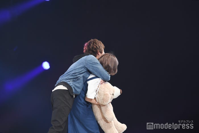 なちょす&那須泰斗(C)モデルプレス