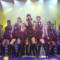 AKB48の2012全国ツアー「野中美郷、動く。~47都道府県で会いましょう~」(C)AKS