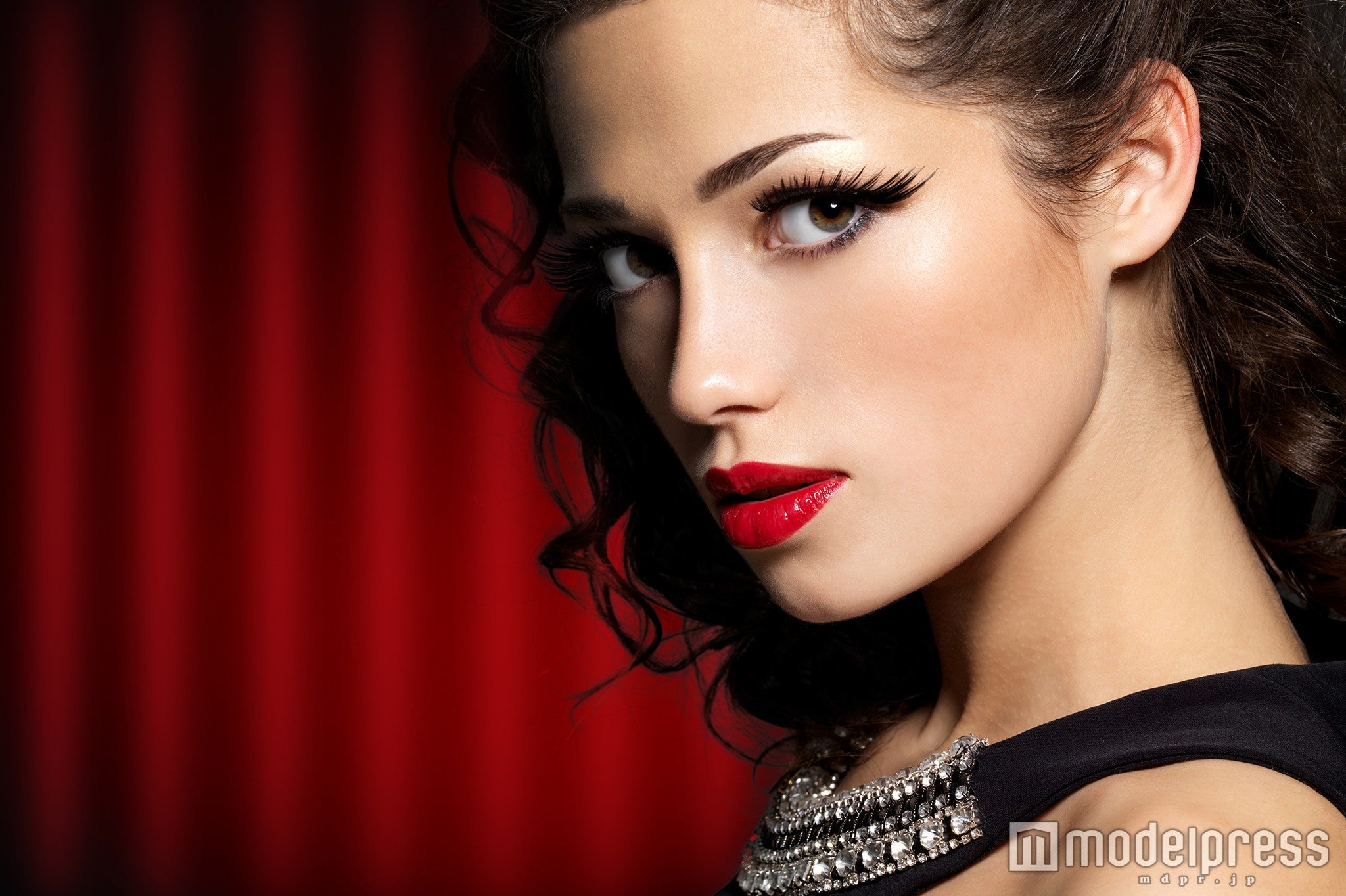 渡し方で彼の気持ちを動かせるかも（Photo by Valua Vitaly） 