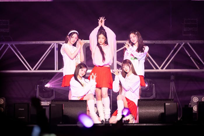 ILLIT(C)「BEAT AX Vol.6」製作委員会