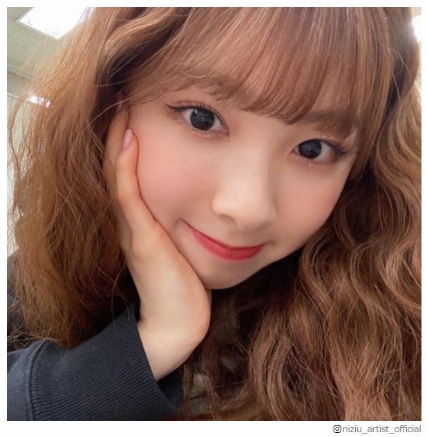 NiziUミイヒ“トイプードルヘア”にファンもん絶「天使」「可愛すぎ」