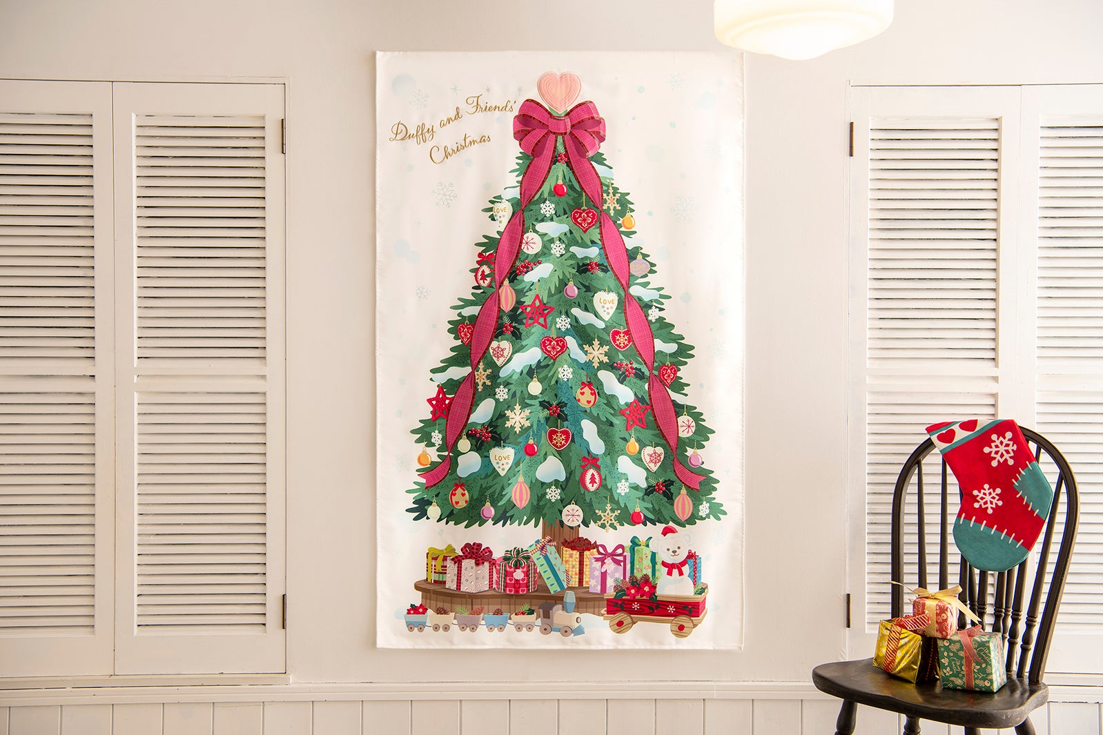 タペストリー4,500円※イメージ（C）Disney