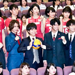ジャニーズWEST、テーマ曲でバレーボールW杯日本代表にエール!楽曲パワーで会場をひとつに
