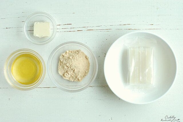 バターきな粉餅の材料