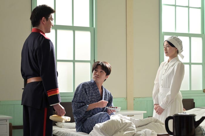 甲斐翔真、細川岳、上坂樹里「風、薫る」第66話(C)NHK