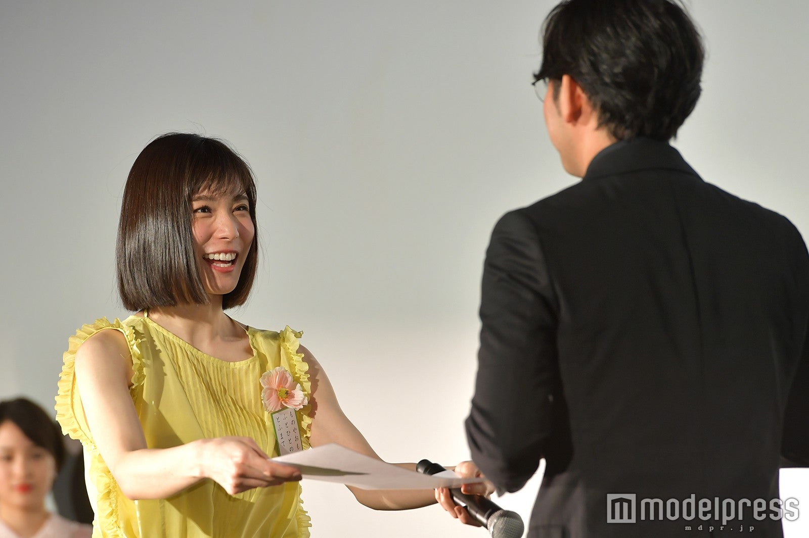 松岡茉優、小泉徳広監督 （C）モデルプレス