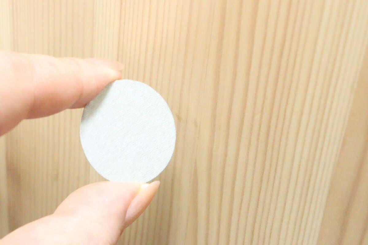 シールはがしスプレー（180mL）　使用後