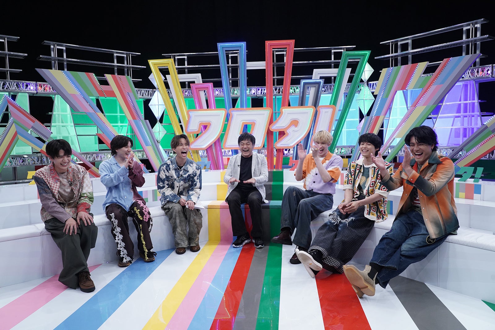 SixTONES、渡辺いっけい「ワロタ！」（C）Storm Labels Inc.
