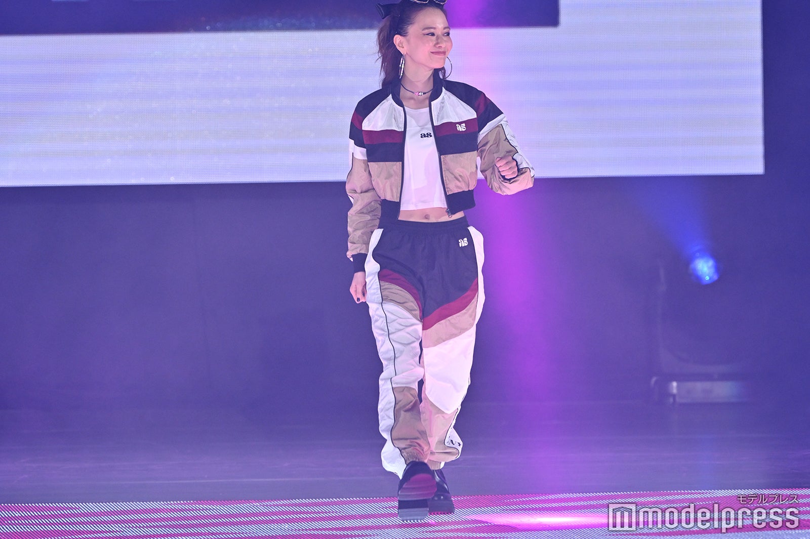 （C）モデルプレス