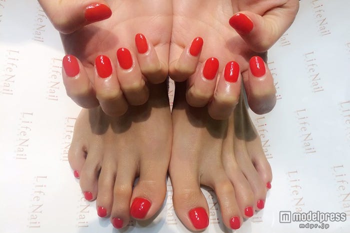 赤×オレンジネイル