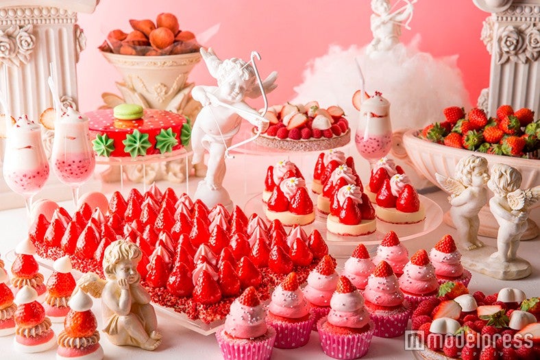 ヒルトン東京のいちごビュッフェが天国かも 甘い誘惑にノックアウトの声続出
