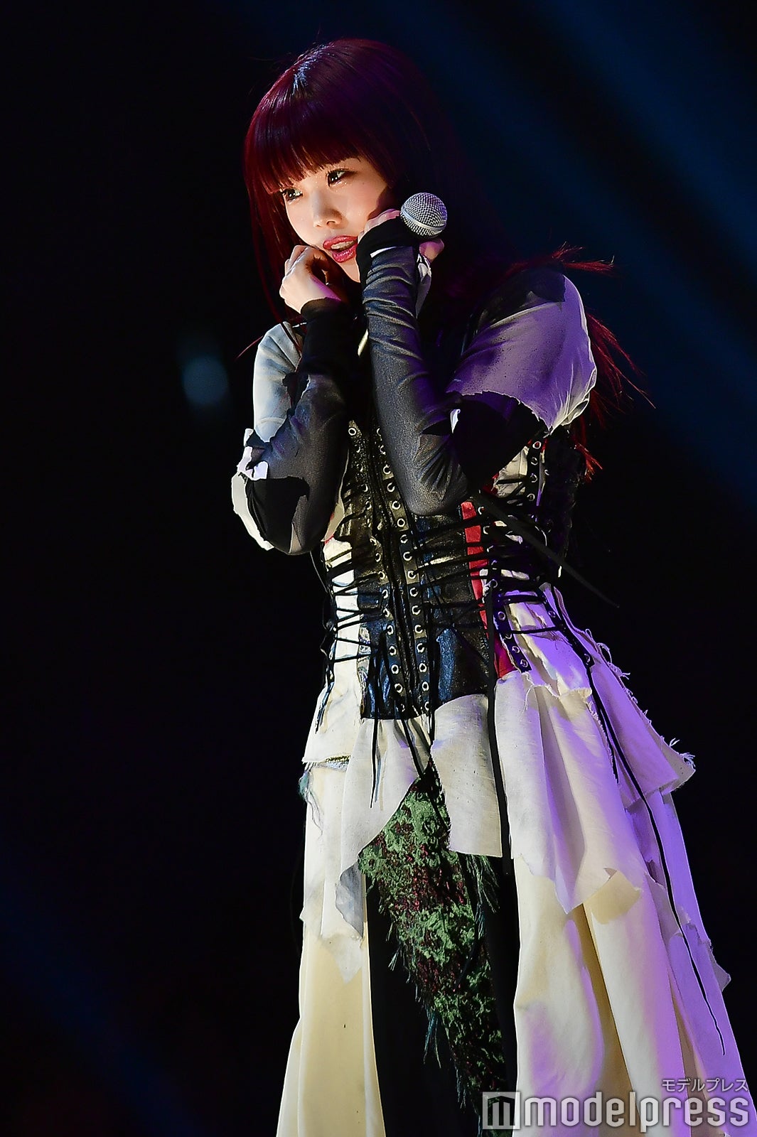 BiSH（C）モデルプレス