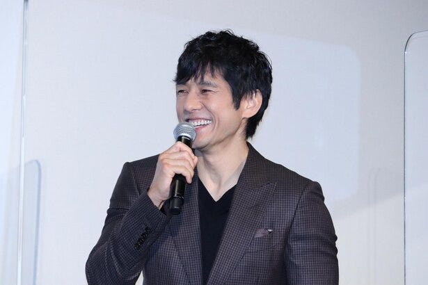 西島秀俊 内野聖陽の 指ハート に かっこいい2人にキュン 素敵すぎる とファン悶絶 きのう何食べた モデルプレス 西島秀俊 内野聖陽の 指ハート に かっこいい2人にキュン 素敵すぎる とファン悶絶 きのう何食べた モデルプレス