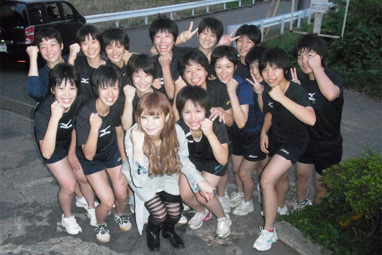 出岡美咲と学生