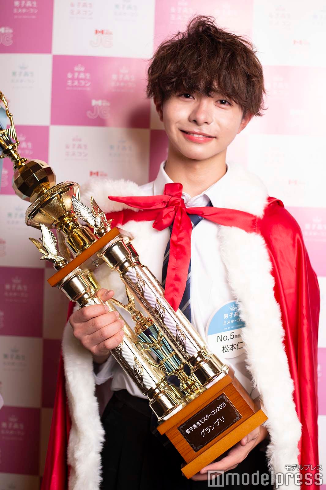 松本仁／男子高生ミスター出場時の様子（C）モデルプレス