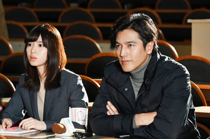 白石聖、要潤/「シロでもクロでもない世界で、パンダは笑う。」第2話より(C)日本テレビ