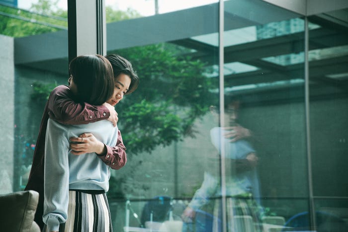 森愁斗、鳴海唯「MISS KING / ミス・キング」第3話(C)AbemaTV, Inc.