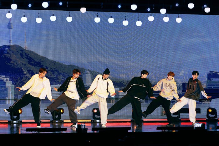 TWS(P)&(C)PLEDIS Entertainment