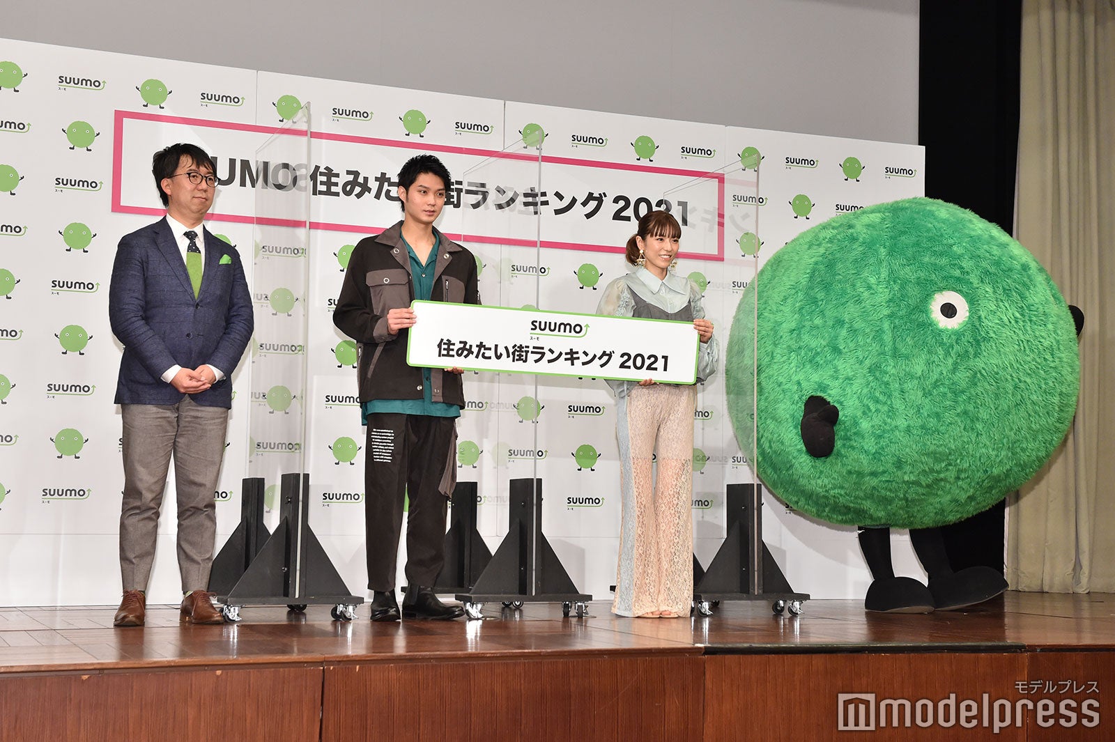 磯村勇斗、若槻千夏（C）モデルプレス