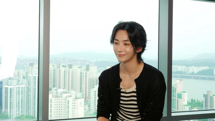 SEVENTEENジョンハン、兵役後日本最速テレビ出演「地獄」の練習生時代・メンバーとの絆明かす