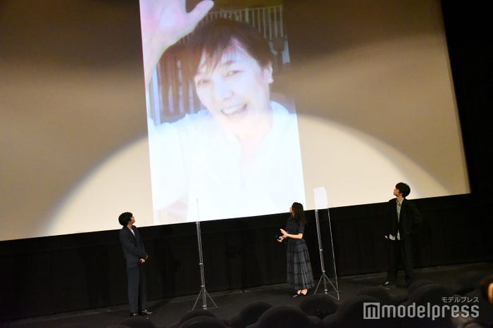 藤井道人監督、清原果耶、伊藤健太郎/映画『宇宙でいちばんあかるい屋根』の初日舞台あいさつより(C)モデルプレス