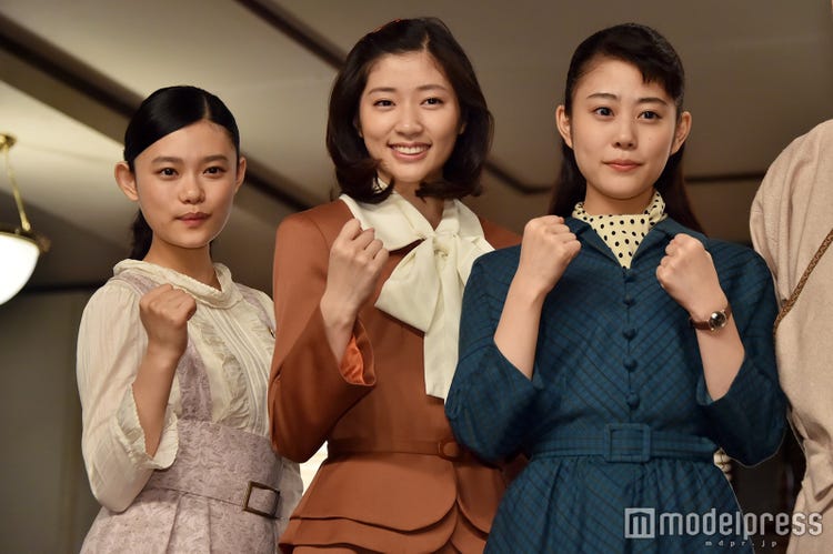 高畑充希率いる 三姉妹バンド にラブコール殺到 とと姉ちゃん 打ち上げで実現 モデルプレス 高畑充希率いる 三姉妹バンド にラブコール殺到 とと姉ちゃん 打ち上げで実現 モデルプレス