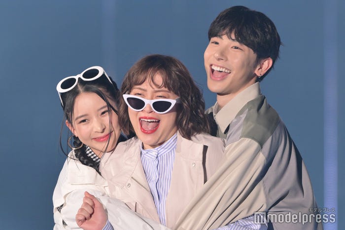 ミチ、丸山礼、よしあき(C)モデルプレス