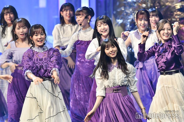 乃木坂46(C)モデルプレス