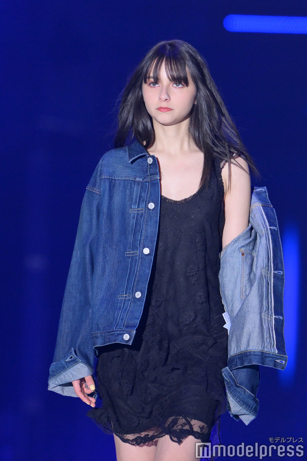 （C）モデルプレス