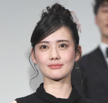 「ばけばけ」おリヨ様の心中いかに…新婚ヘブンに引っ越し祝い OPの写真にも注目集まる【ネタバレ】