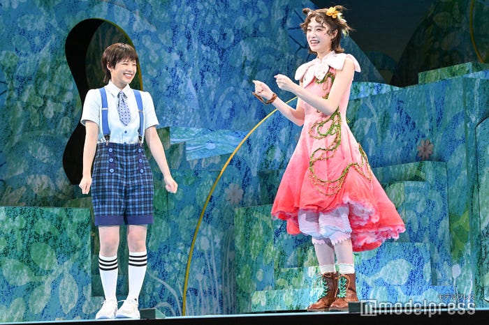 石井杏奈、高橋ひかる (C)モデルプレス