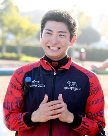 15日の新潟6Rで落馬した原優介が調教騎乗を再開 土日とも新潟で騎乗予定