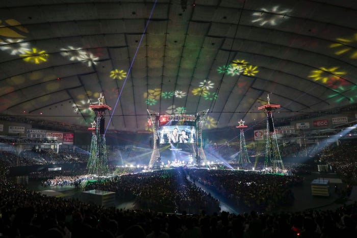 「EXILE LIVE TOUR 2022 “POWER OF WISH”~Christmas Special~」より(提供写真)