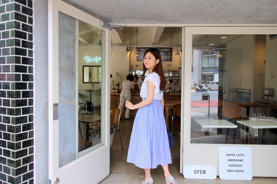 Bridge COFFEE & ICECREAM外観