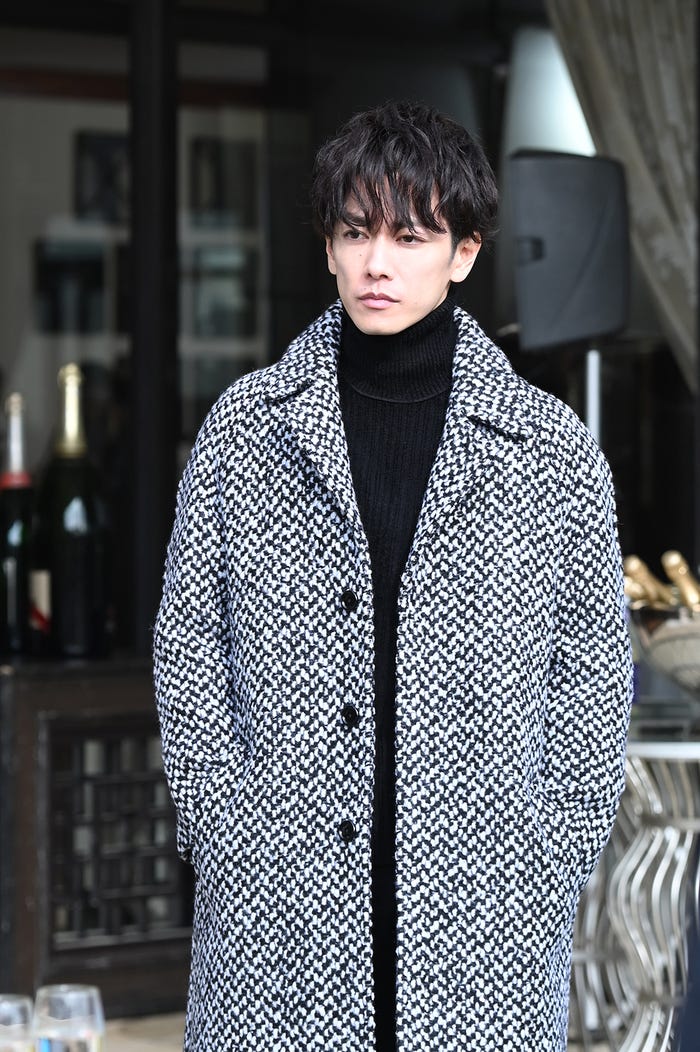 佐藤健「恋はつづくよどこまでも」より(C)TBS