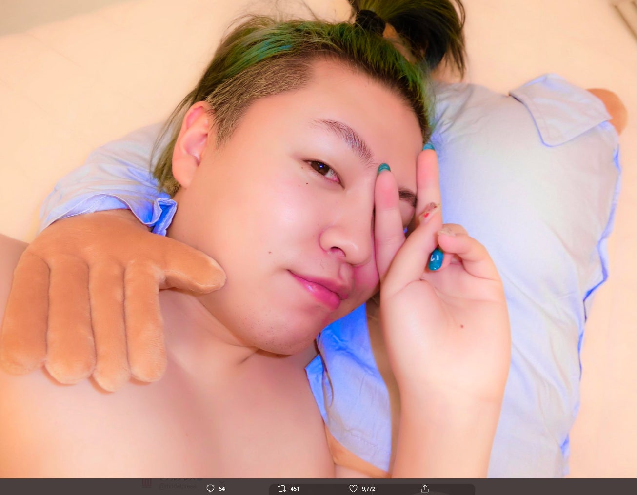 ぺえ、ぺこ＆りゅうちぇるから衝撃のプレゼント「もう私の夜は独りじゃない」