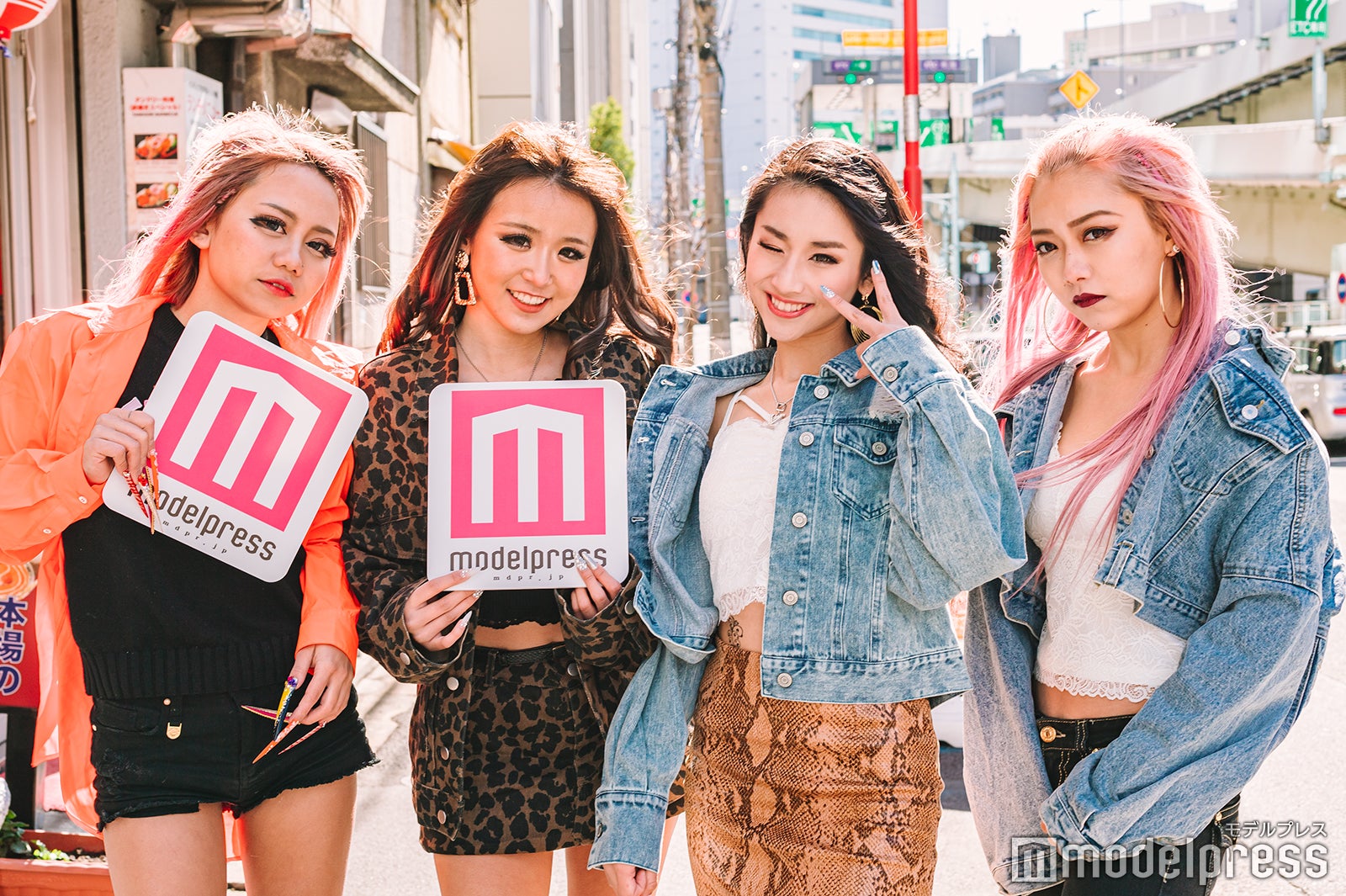 （左から）持田郁華、りあな、マリサ、AiRi（C）モデルプレス
