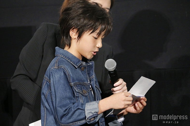 手紙を読み上げる田口翔大（C）2015「天空の蜂」製作委員会