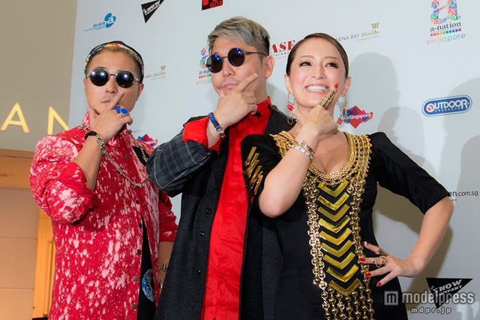 記者会見を開いた(左より)m-flo・VERBAL、☆Taku