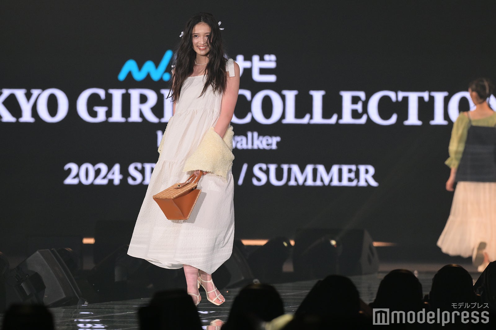 （C）モデルプレス