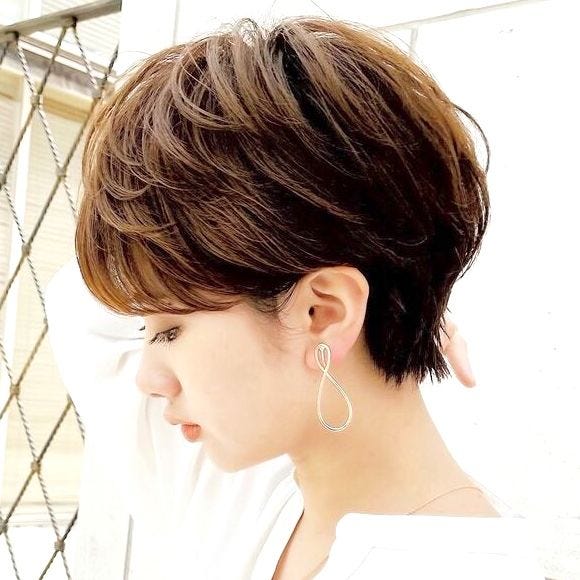 旬のレディースマッシュヘア特集 おしゃれを叶える色っぽい大人の髪型って モデルプレス 旬のレディースマッシュヘア特集 おしゃれを叶える色っぽい大人の髪型って モデルプレス