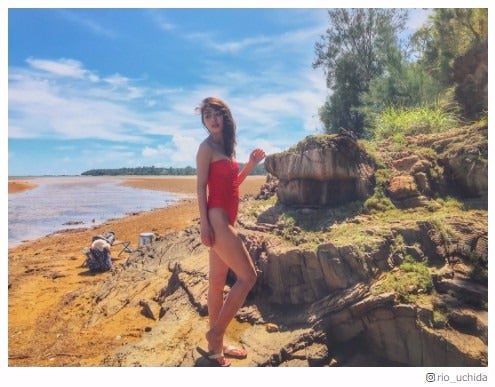 内田理央、圧巻美ボディで大自然に降臨 「SEXYすぎ」「色気増してる」