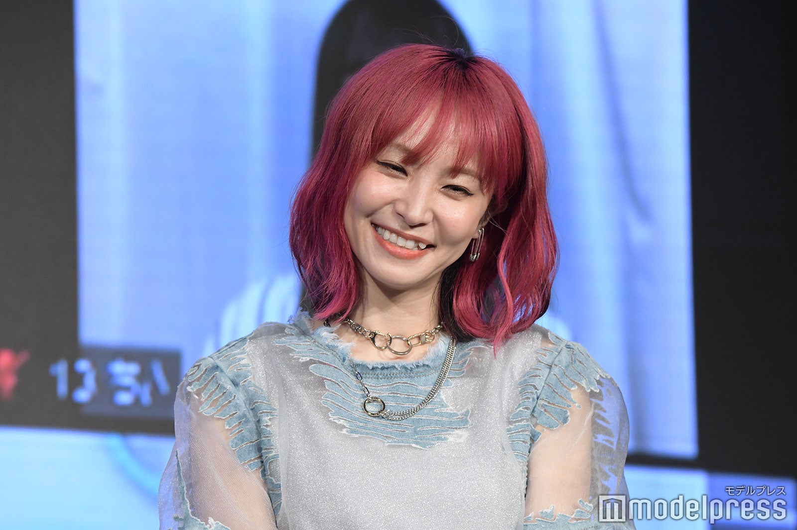 LiSA（C）モデルプレス